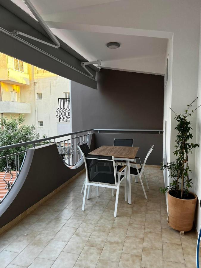 Atlantis Apartments Artémida Eksteriør bilde