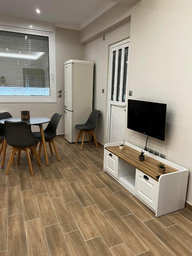 Atlantis Apartments Artémida Eksteriør bilde